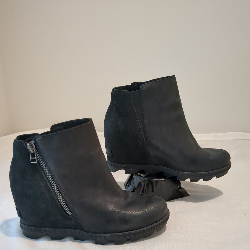 Sorel Women's Joan of Arctic Wedge Zip Bootie black size 7.5 LL5362-010